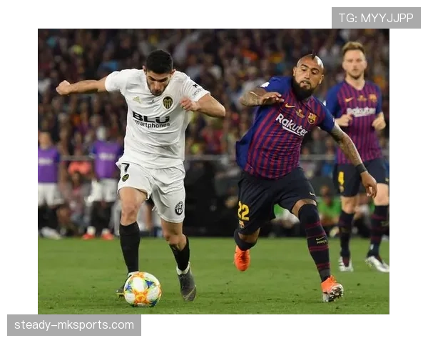 西甲控球大师状态火热,强势复苏助球队开启胜利新篇章 西甲控球大师状态火热,强势复苏助球队开启胜利新篇章