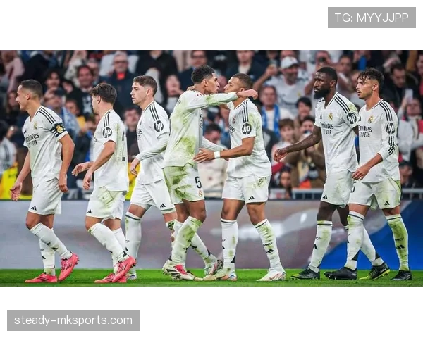 西甲焦点战:红白战舰强势逆转,稳健发挥锁定关键胜局 西甲焦点战:红白战舰强势逆转,稳健发挥锁定关键胜局