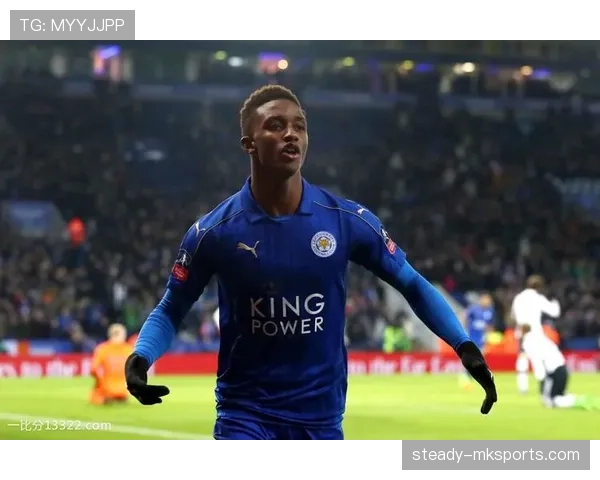 英超新星乔治·赫斯特表现稳健,助球队强势冲击冠军 英超新星乔治·赫斯特表现稳健,助球队强势冲击冠军