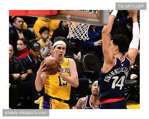 奥斯汀·里夫斯挡拆助攻数提升显著，带动球队进攻节奏变化